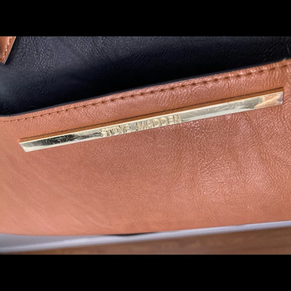 Steve Madden Purse - Picture 2 of 6